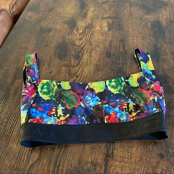 Glow8 multi color cute sports bra - Picture 9 of 15